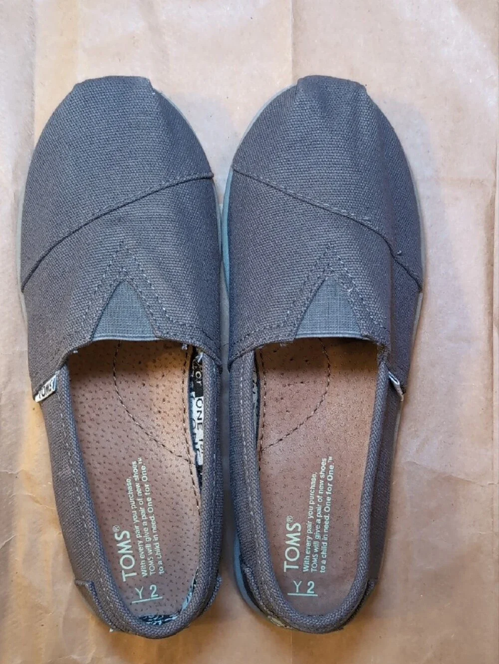 Toms Kids Canvas Slip-On Moccasins in Charcoal Brown